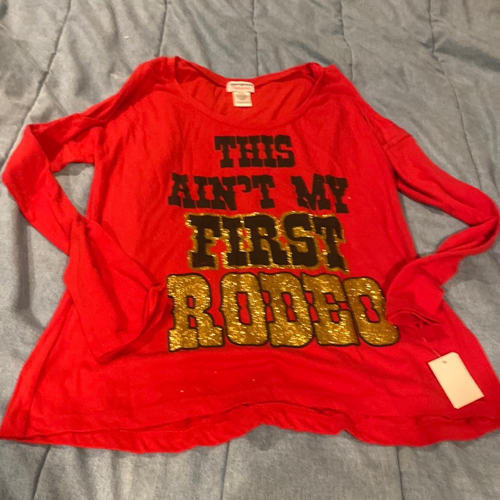 New NWT Appropriate behavior large red cold shoulder 50% cotton